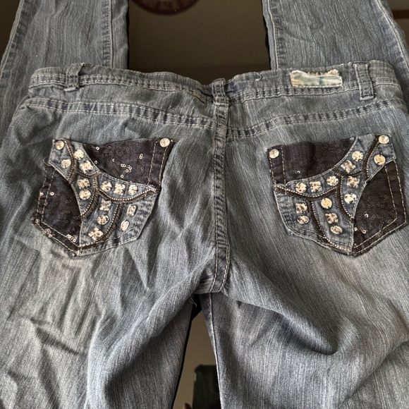 Jeans - Picture 2 of 2